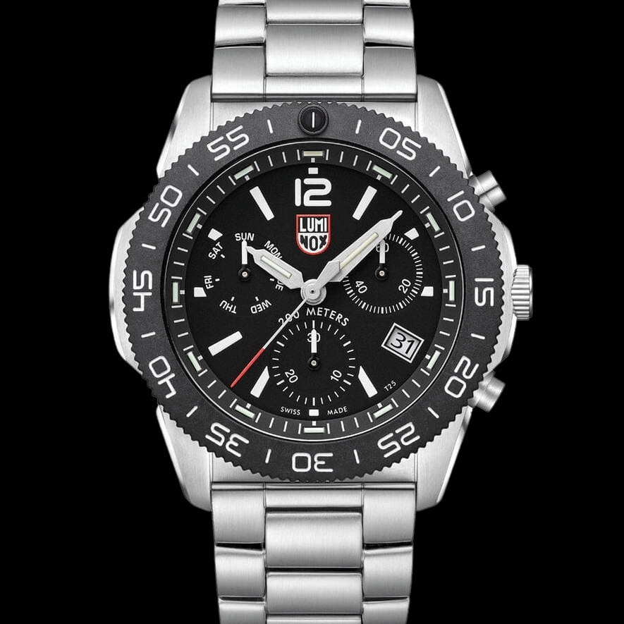 美品Luminox 時計 100 Meters Luminox Pacific Diver Chronograph, Black Dial/ Steel